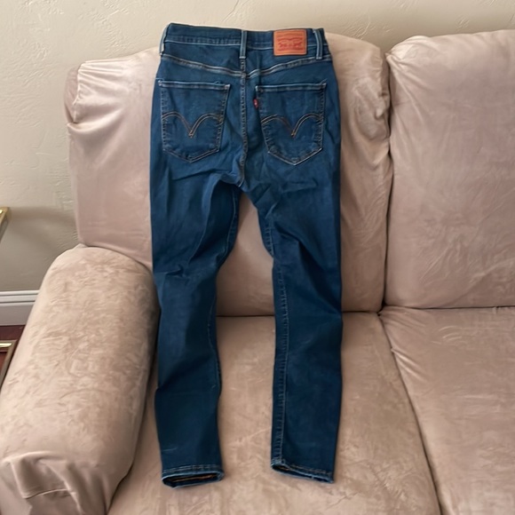 Levi’s Mile High Skinny Jeans - Picture 5 of 5